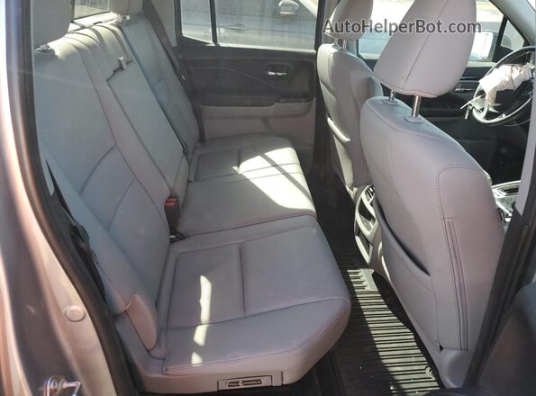 5FPYK3F78KB026411 2019 HONDA RIDGELINE Silver Rear seats view
