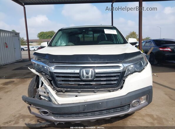 5FPYK3F7XJB003436 2018 HONDA RIDGELINE White Widok wnętrza z tyłu