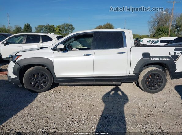 5FPYK3F7XNB008190 2022 HONDA RIDGELINE White Vista interior de 360 grados