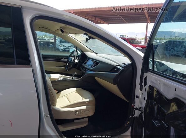 5GAERBKW2LJ288029 2020 BUICK ENCLAVE White Front interior view