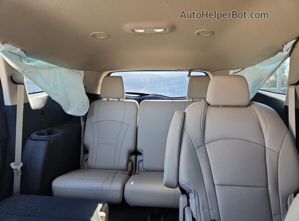 5GAERBKW9LJ227776 2020 BUICK ENCLAVE Gray Rear seats view