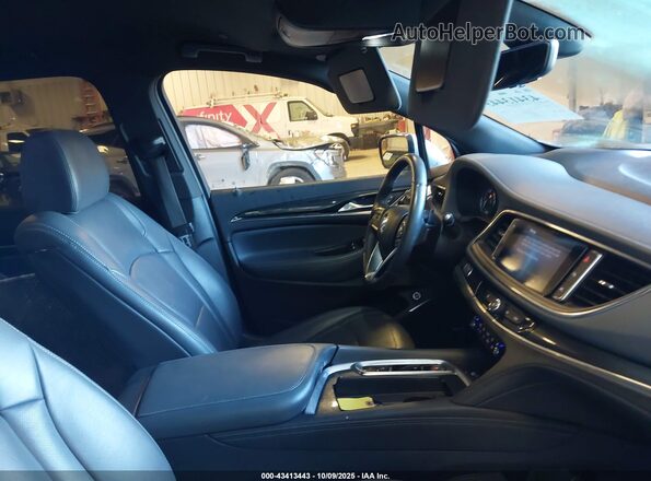 5GAERCKW3NJ133370 2022 BUICK ENCLAVE Silver Вид салону спереду