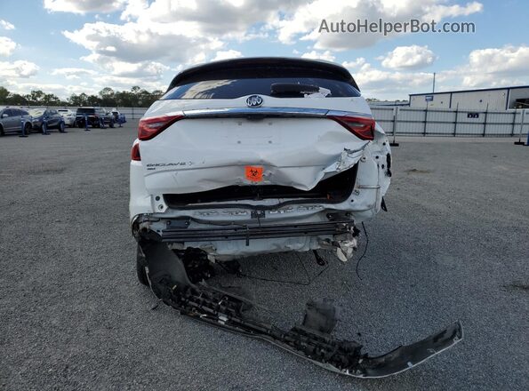 5GAEVBKW4RJ123958 2024 BUICK ENCLAVE White Vista trasera
