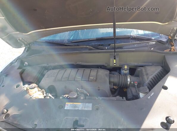 5GAKVBKD4GJ266035 2016 BUICK ENCLAVE Серебряный Вид сзади