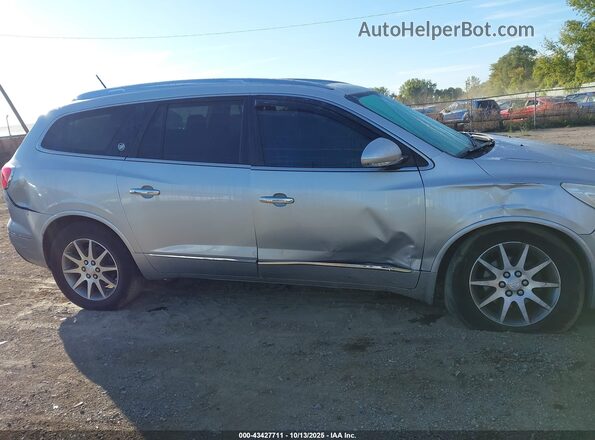 5GAKVBKD4GJ266035 2016 BUICK ENCLAVE Серебряный Вид спереди