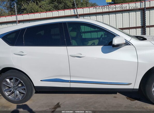 5J8TC1H5XLL009562 2020 ACURA RDX White Rear interior view