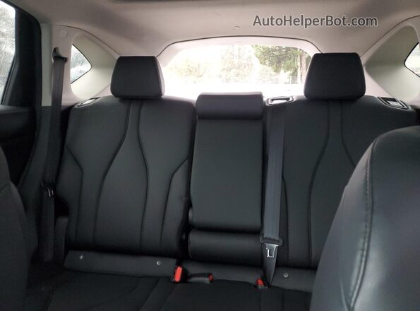 5J8TC2H34ML017517 2021 ACURA RDX Silver Widok tylnych siedzeń