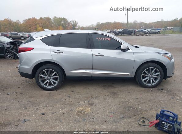 5J8TC2H55NL014631 2022 ACURA RDX Gray Widok wnętrza z tyłu