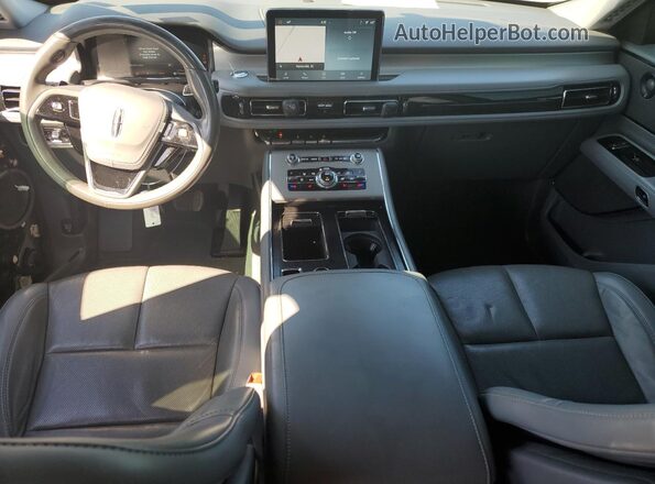 5LM5J7WC5LGL30265 2020 LINCOLN AVIATOR Silver Առջևի վահանակի տեսք