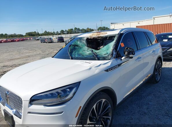 5LM5J7WC5MGL07814 2021 LINCOLN AVIATOR White Вид спереду