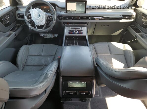 5LM5J7XC2LGL36278 2020 LINCOLN AVIATOR Silver Vista del salpicadero