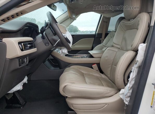 5LM5J7XC4RGL04165 2024 LINCOLN AVIATOR White წინა სალონის ხედი