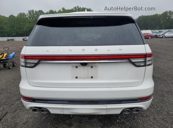 5LM5J7XC4RGL04165 2024 LINCOLN AVIATOR White უკანა ხედი