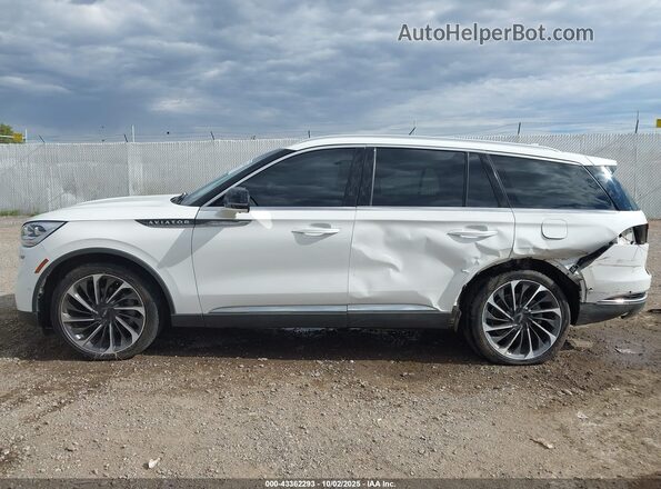 5LM5J7XC9LGL34625 2020 LINCOLN AVIATOR White Vista interior de 360 grados