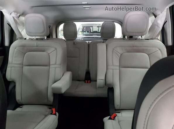 5LM5J7XC9SGL07746 2025 LINCOLN AVIATOR White Widok tylnych siedzeń