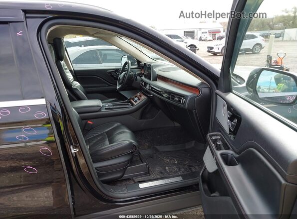 5LM5J7XCXMGL12926 2021 LINCOLN AVIATOR Black Front interior view