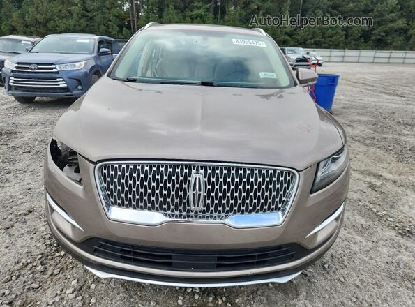 5LMCJ1C96KUL45175 2019 LINCOLN MKC Золотой Вид спереди