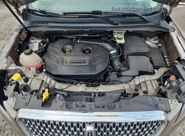 5LMCJ1C96KUL45175 2019 LINCOLN MKC Золотой Вид задней части салона