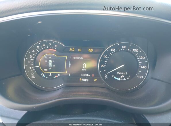 5LMCJ1D9XKUL29365 2019 LINCOLN MKC Black Widok tylnych siedzeń