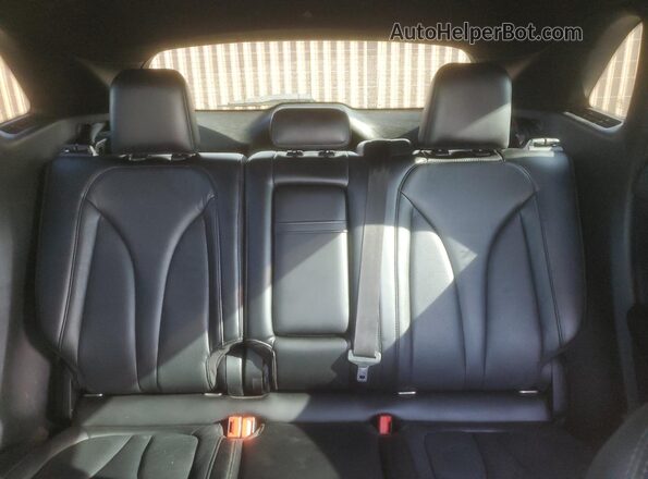 5LMCJ2C93JUL30928 2018 LINCOLN MKC Серебряный 
