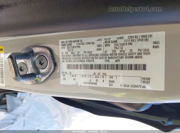 5LMCJ2C93NUL33415 2022 LINCOLN CORSAIR White Widok komory silnika