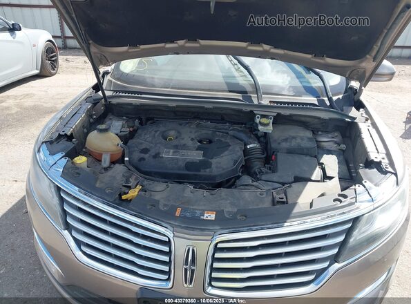 5LMCJ2C94JUL32736 2018 LINCOLN MKC Tan Вид ззаду
