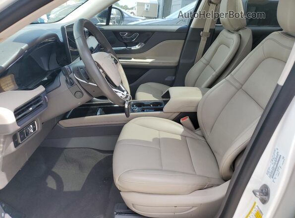 5LMCJ2CA6RUL09366 2024 LINCOLN CORSAIR White Вид салону спереду