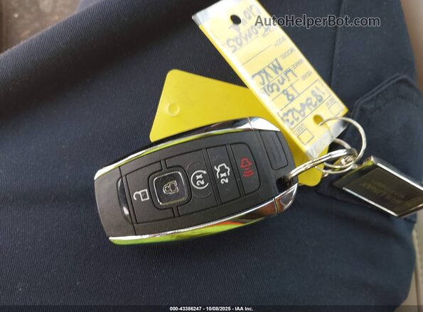 5LMCJ2D93JUL08054 2018 LINCOLN MKC Красный 