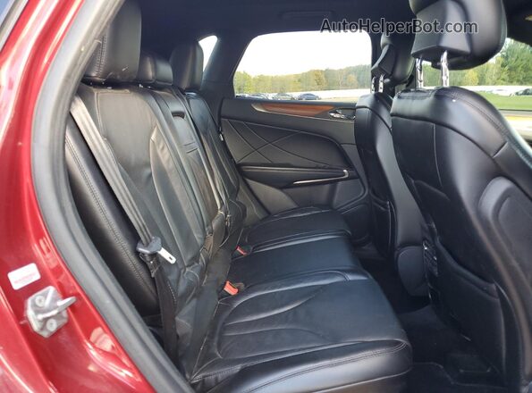 5LMCJ3D90HUL71581 2017 LINCOLN MKC Красный Вид задней части салона