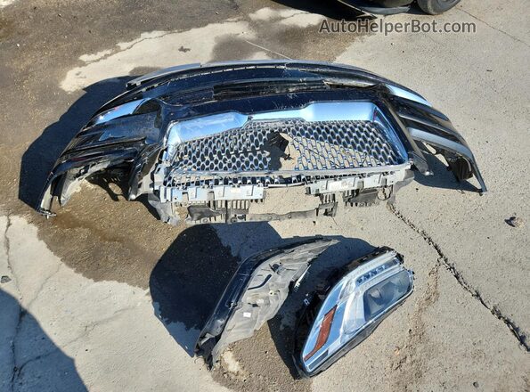 5LMJJ2HT2JEL13852 2018 LINCOLN NAVIGATOR Черный Вид наклейки с VIN-кодом
