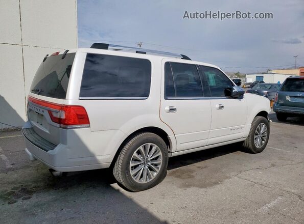 5LMJJ2HT8HEL10044 2017 LINCOLN NAVIGATOR White Rear right