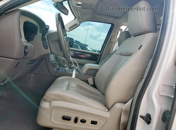 5LMJJ2HT8HEL10044 2017 LINCOLN NAVIGATOR White Front interior view