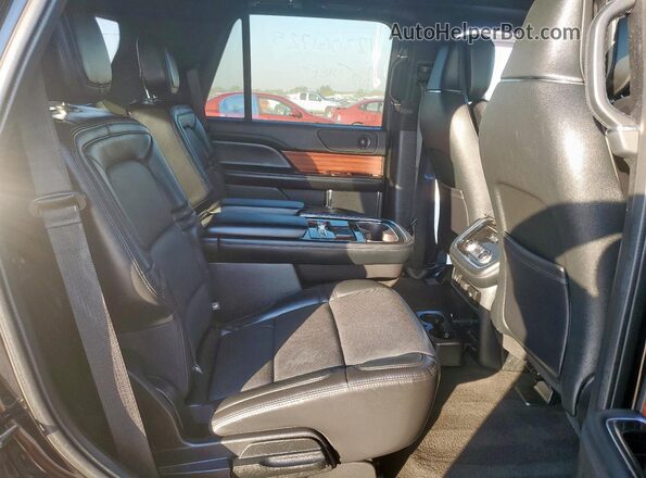 5LMJJ2KT1LEL04488 2020 LINCOLN NAVIGATOR Black Вид задньої частини салону
