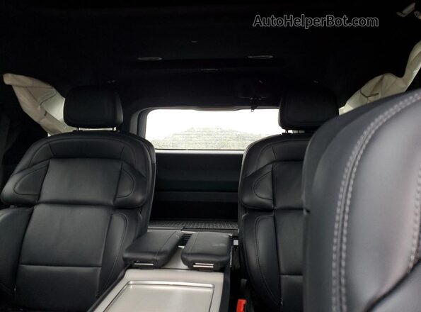 5LMJJ2LG4SEL02265 2025 LINCOLN NAVIGATOR Черный Вид задних сидений