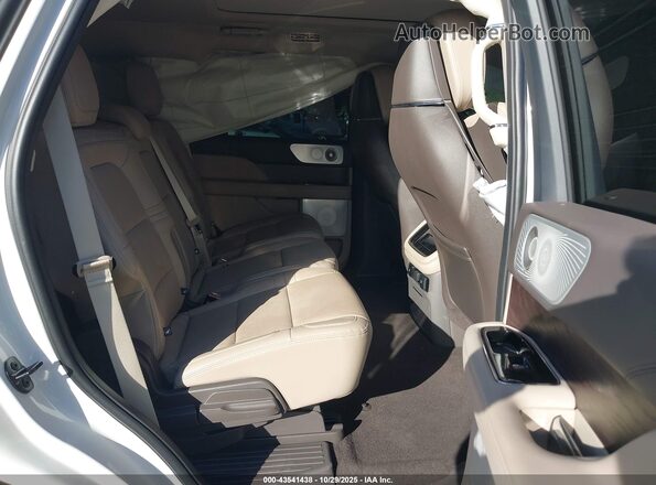 5LMJJ2LG6REL12340 2024 LINCOLN NAVIGATOR Белый Вид наклейки с VIN-кодом