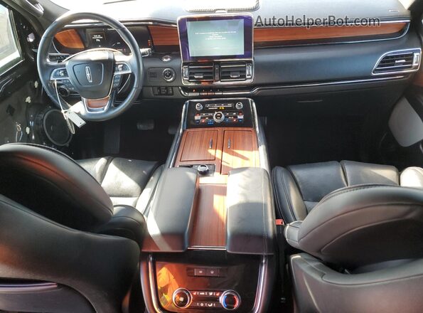 5LMJJ2LT1JEL13378 2018 LINCOLN NAVIGATOR Black წინა პანელის ხედი