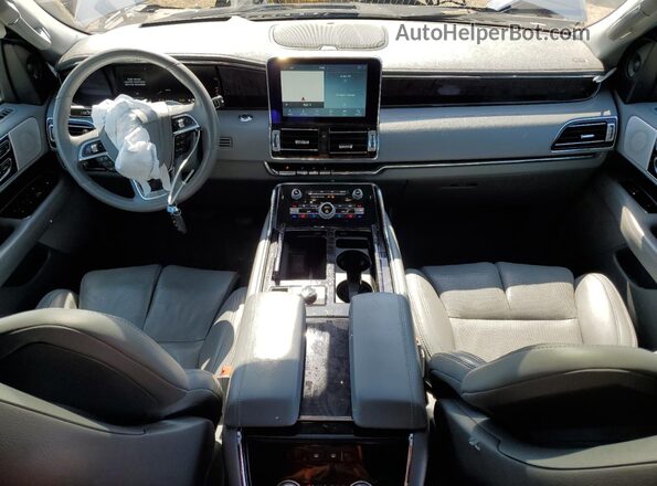 5LMJJ2LT1LEL01816 2020 LINCOLN NAVIGATOR Silver Dashboard view