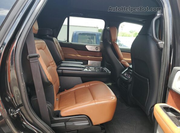 5LMJJ2LT6LEL13993 2020 LINCOLN NAVIGATOR Черный Вид задней части салона