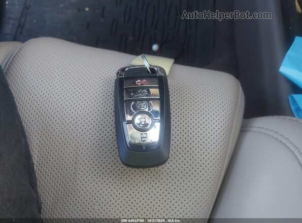 5LMJJ3LGXPEL02008 2023 LINCOLN NAVIGATOR Black Widok deski rozdzielczej