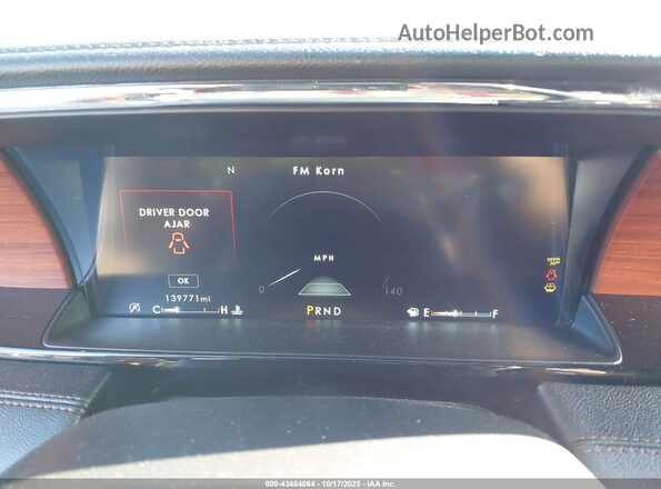 5LMJJ3LT7KEL04773 2019 LINCOLN NAVIGATOR L Silver Vista de los asientos traseros
