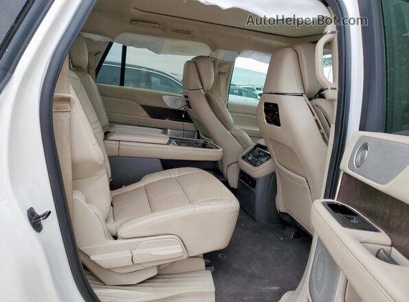 5LMJJ3LT7LEL19002 2020 LINCOLN NAVIGATOR Белый Вид задней части салона