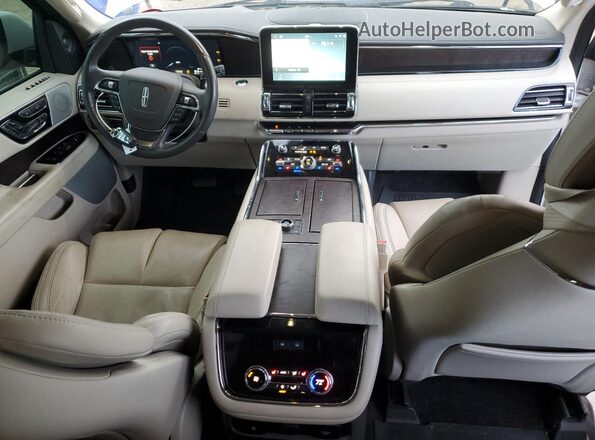 5LMJJ3LT9MEL09251 2021 LINCOLN NAVIGATOR Gray Vista del salpicadero