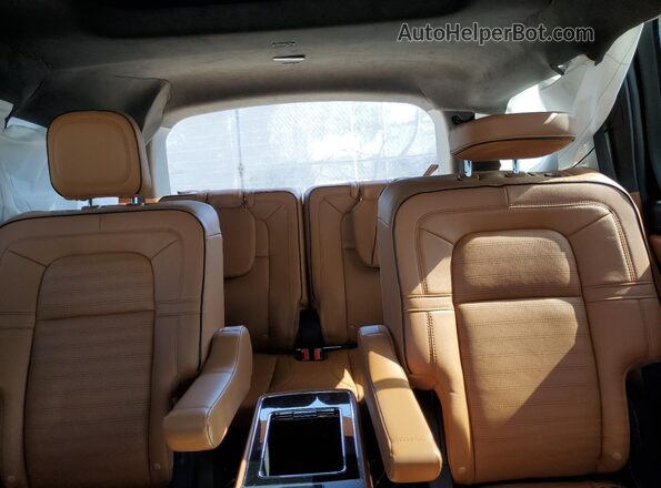 5LMYJ9YY7NNL00894 2022 LINCOLN AVIATOR White Rear seats view