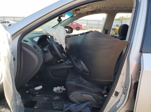 5N1AR2MN7GC646698 2016 NISSAN PATHFINDER Silver Vista interior delantera
