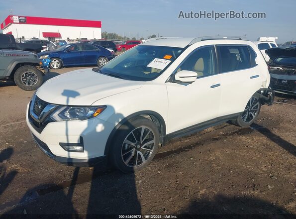 5N1AT2MT1LC746032 2020 NISSAN ROGUE White წინა მარცხენა ხედი სამი მეოთხედიდან