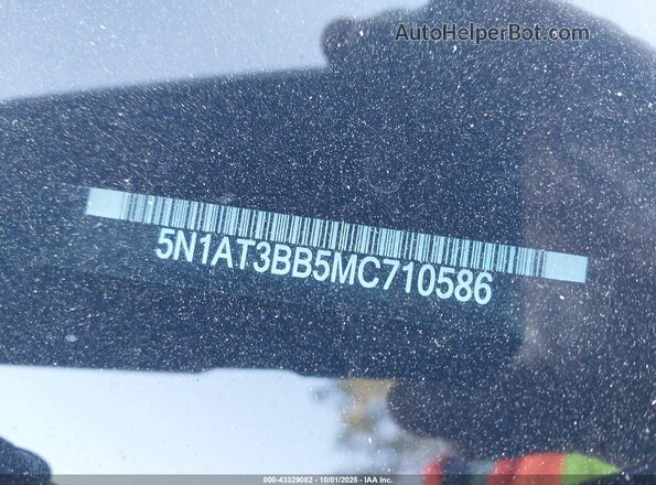 5N1AT3BB5MC710586 2021 NISSAN ROGUE Silver 