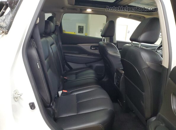 5N1AZ2CS2RC105083 2024 NISSAN MURANO White Vista interior trasera