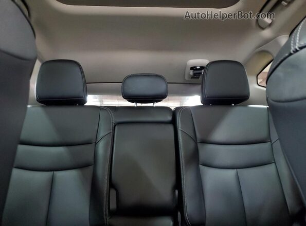 5N1AZ2CS2RC105083 2024 NISSAN MURANO White Vista de los asientos traseros