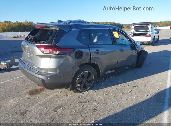 5N1BT3BA2SC852564 2025 NISSAN ROGUE Gray უკანა მარჯვენა