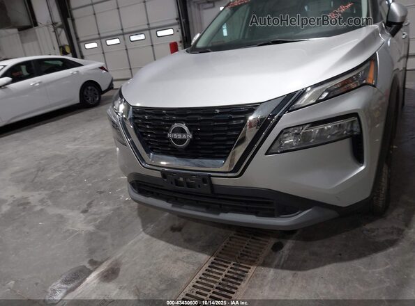 5N1BT3BB6NC721571 2022 NISSAN ROGUE Серебряный 